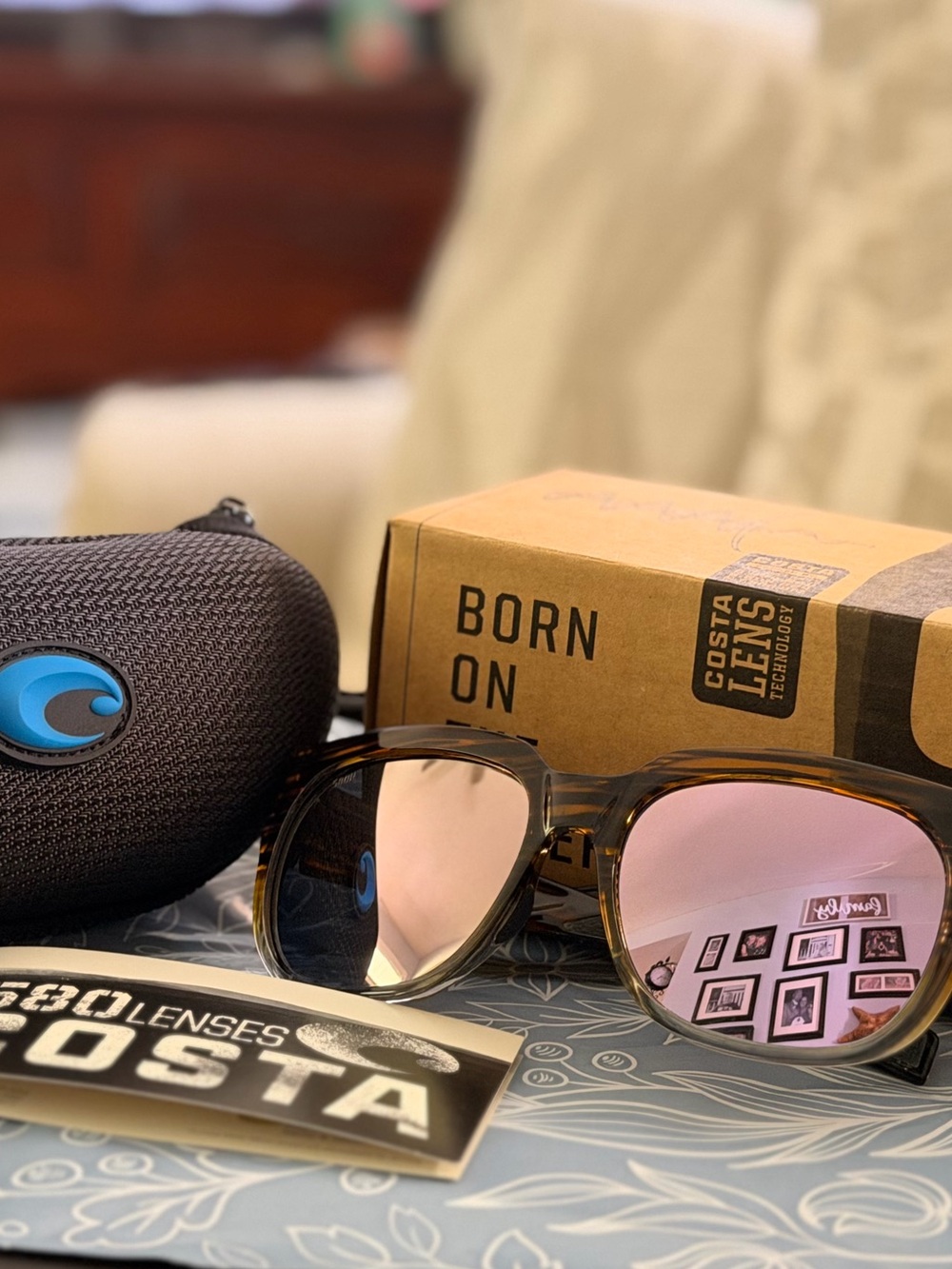 Costa Sunglasses - Tortoise Frame with 580P Pink Mirror Lenses